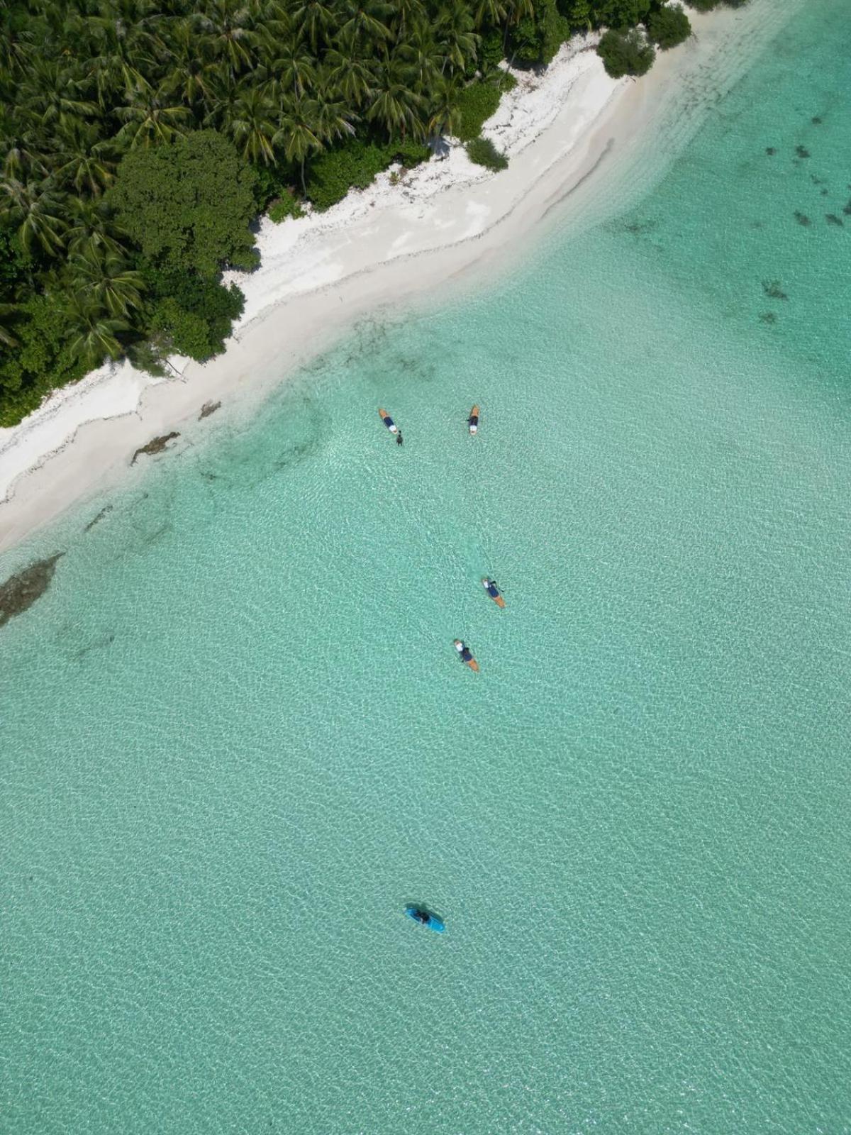 Отель Isla Retreat Fehendhoo Экстерьер фото
